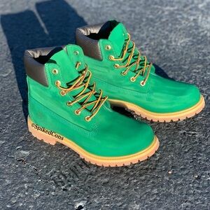 Custom Green Timberlands